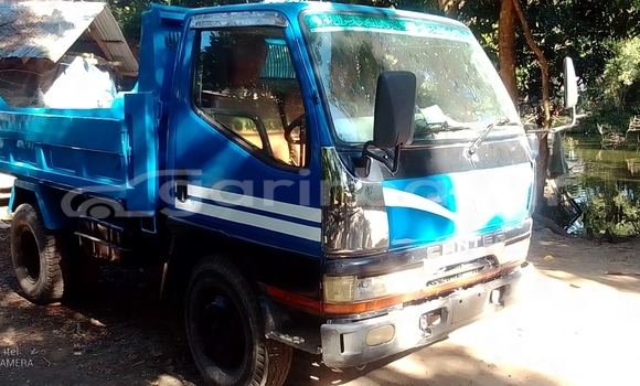 কেনা ব্যবহৃত Caterpillar 120 Blue ট্রাক মধ্যে ছাগলনাইয়া মধ্যে Feni কেনা ব্যবহৃত Caterpillar 120 Blue ট্রাক মধ্যে ছাগলনাইয়া মধ্যে Feni