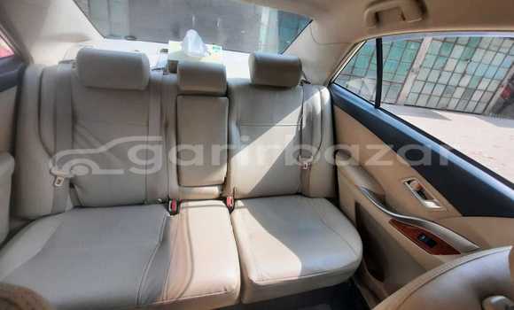 কিনুন ব্যবহৃত Toyota গাড়ী কিনুন ব্যবহৃত Toyota গাড়ী