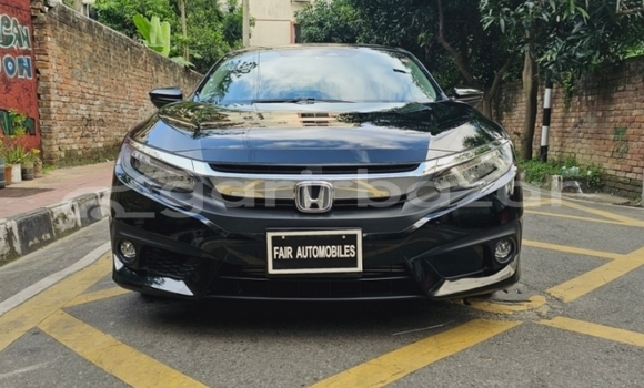 কেনা আমদানি Honda Civic Black গাড়ী মধ্যে ঢাকা মধ্যে Dhaka