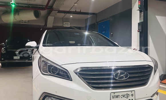 কিনুন ব্যবহৃত Hyundai গাড়ী কিনুন ব্যবহৃত Hyundai গাড়ী
