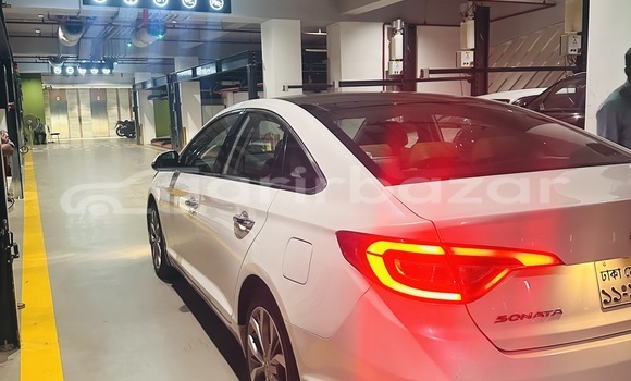 কিনুন ব্যবহৃত Hyundai গাড়ী কিনুন ব্যবহৃত Hyundai গাড়ী