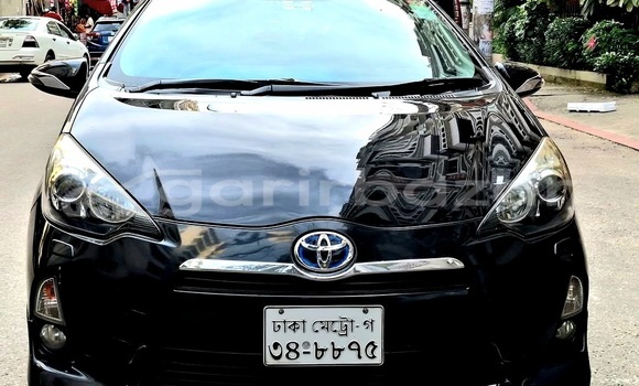 Buy Used 2013 Toyota Aqua in Dhaka, Dhaka Buy Used 2013 Toyota Aqua in Dhaka, Dhaka