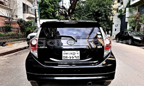 Buy Used 2013 Toyota Aqua in Dhaka, Dhaka Buy Used 2013 Toyota Aqua in Dhaka, Dhaka