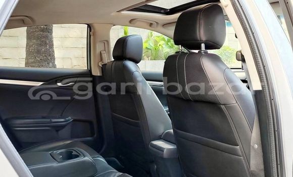 Buy Used 2017 Honda Civic in Dhaka, Dhaka Buy Used 2017 Honda Civic in Dhaka, Dhaka