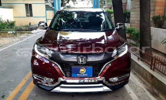 Buy Used 2014 Honda Vezel in Dhaka, Dhaka Buy Used 2014 Honda Vezel in Dhaka, Dhaka