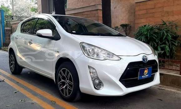 Buy Used 2015 Toyota Aqua in Dhaka, Dhaka Buy Used 2015 Toyota Aqua in Dhaka, Dhaka