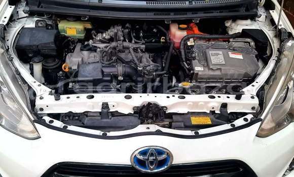 Buy Used 2015 Toyota Aqua in Dhaka, Dhaka Buy Used 2015 Toyota Aqua in Dhaka, Dhaka