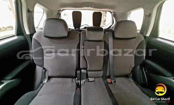 Buy Used 2015 Mitsubishi outlandar in Dhaka, Dhaka Buy Used 2015 Mitsubishi outlandar in Dhaka, Dhaka