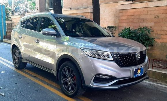 Buy Used 2021 Mercedes-Benz Sorento in Dhaka, Dhaka Buy Used 2021 Mercedes-Benz Sorento in Dhaka, Dhaka