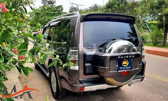 Buy Used 2018 Mitsubishi pajero in Dhaka, Dhaka Buy Used 2018 Mitsubishi pajero in Dhaka, Dhaka