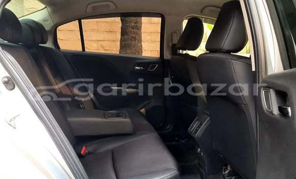 Buy Used 2017 Honda Grace in Dhaka, Dhaka Buy Used 2017 Honda Grace in Dhaka, Dhaka