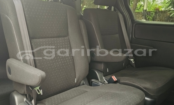 Buy Import 2019 Toyota noah g in Dhaka, Dhaka Buy Import 2019 Toyota noah g in Dhaka, Dhaka