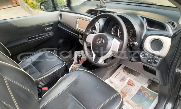 Buy Used 2017 Toyota Vitz in Dhaka, Dhaka Buy Used 2017 Toyota Vitz in Dhaka, Dhaka
