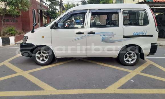 Buy Used 2009 Toyota noah kr42 in Dhaka, Dhaka Buy Used 2009 Toyota noah kr42 in Dhaka, Dhaka