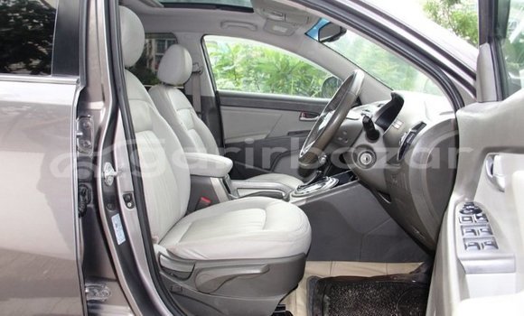 Buy Used 2019 Mercedes-Benz sportage in Dhaka, Dhaka Buy Used 2019 Mercedes-Benz sportage in Dhaka, Dhaka