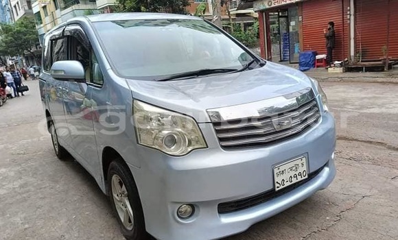 Buy Used 2019 Toyota Noah in Bandarban, Bandarban Buy Used 2019 Toyota Noah in Bandarban, Bandarban
