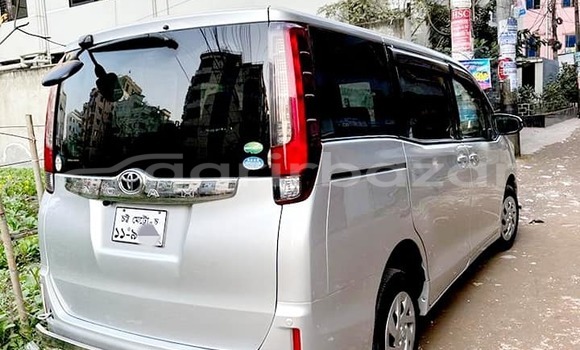 Buy Used 2018 Toyota X Noah in Bandarban, Bandarban Buy Used 2018 Toyota X Noah in Bandarban, Bandarban