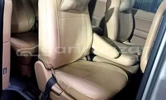 Buy Used 2018 Hyundai H1 in Dhaka, Dhaka Buy Used 2018 Hyundai H1 in Dhaka, Dhaka