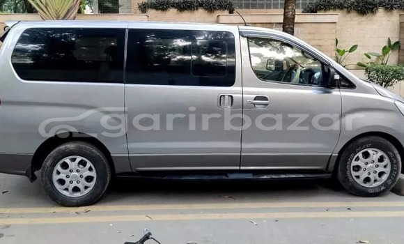 Buy Used 2018 Hyundai H1 in Dhaka, Dhaka Buy Used 2018 Hyundai H1 in Dhaka, Dhaka