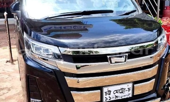 Buy Used 2019 Toyota X Noah in Dhaka, Dhaka Buy Used 2019 Toyota X Noah in Dhaka, Dhaka