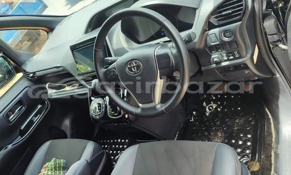 Buy Used 2019 Toyota X Noah in Dhaka, Dhaka Buy Used 2019 Toyota X Noah in Dhaka, Dhaka
