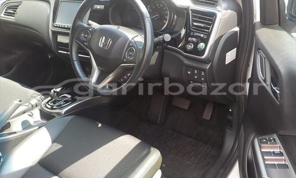 কেনা ব্যবহৃত Honda Grace White গাড়ী মধ্যে ঢাকা মধ্যে Dhaka কেনা ব্যবহৃত Honda Grace White গাড়ী মধ্যে ঢাকা মধ্যে Dhaka