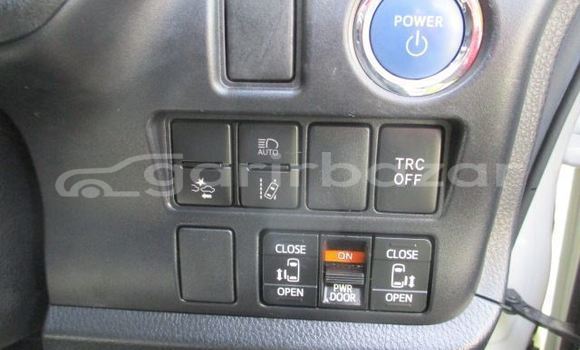 Buy Import 2019 Toyota esquire gi in Dhaka, Dhaka Buy Import 2019 Toyota esquire gi in Dhaka, Dhaka