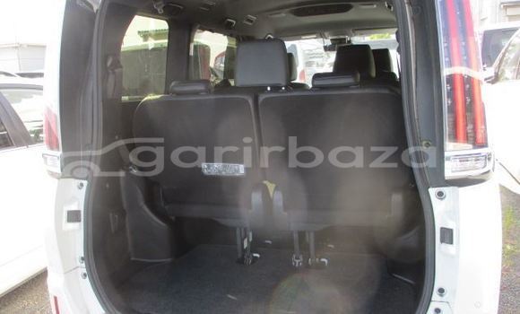 Buy Import 2019 Toyota esquire gi in Dhaka, Dhaka Buy Import 2019 Toyota esquire gi in Dhaka, Dhaka