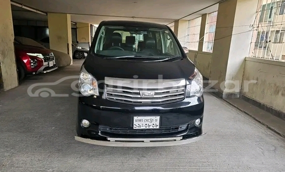 Buy Used Toyota Noah in Bochanganj, Dinajpur Buy Used Toyota Noah in Bochanganj, Dinajpur
