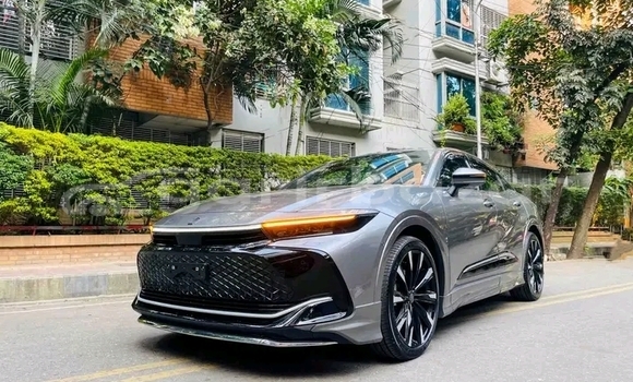 Buy Used Toyota Crown in Bajitpur, Kishorganj Buy Used Toyota Crown in Bajitpur, Kishorganj