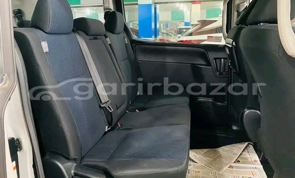 Buy Used Toyota Voxy in Bandarban, Bandarban Buy Used Toyota Voxy in Bandarban, Bandarban