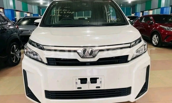 Buy Used Toyota Voxy in Bandarban, Bandarban Buy Used Toyota Voxy in Bandarban, Bandarban