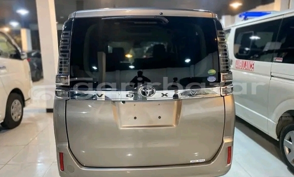 Buy Used Toyota Voxy in Bandarban, Bandarban Buy Used Toyota Voxy in Bandarban, Bandarban