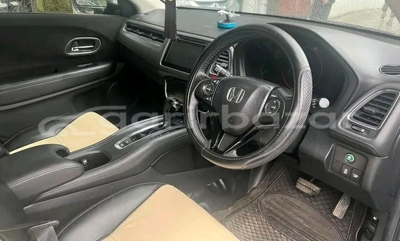 Buy Used Honda Vezel in Badarganj, Rangpur Buy Used Honda Vezel in Badarganj, Rangpur