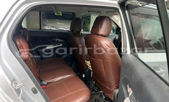 Buy Used Toyota IST in Bandarban, Bandarban Buy Used Toyota IST in Bandarban, Bandarban