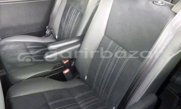 Buy Used Toyota Esquire in Bandarban, Bandarban Buy Used Toyota Esquire in Bandarban, Bandarban