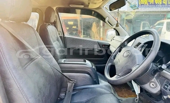 Buy Used Toyota Hiace in Bandarban, Bandarban Buy Used Toyota Hiace in Bandarban, Bandarban