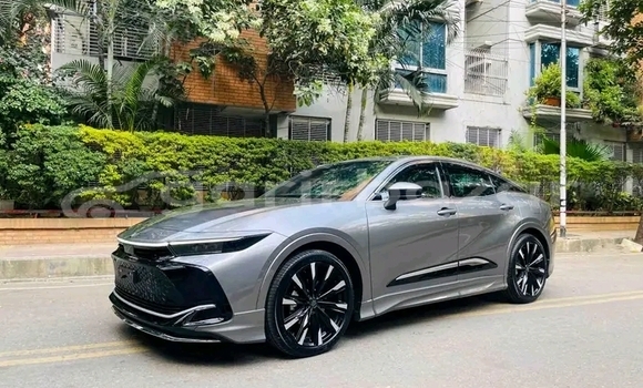 Buy Used Toyota Crown in Bandarban, Bandarban Buy Used Toyota Crown in Bandarban, Bandarban