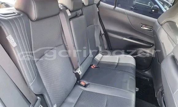 Buy Used Toyota harrier premium in Bhandaria, Pirojpur Buy Used Toyota harrier premium in Bhandaria, Pirojpur