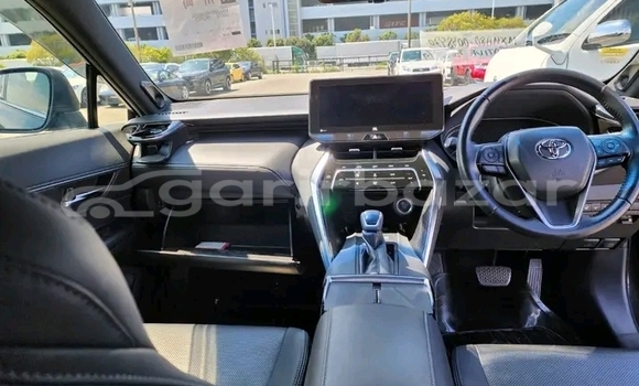 Buy Used Toyota harrier premium in Bhandaria, Pirojpur Buy Used Toyota harrier premium in Bhandaria, Pirojpur