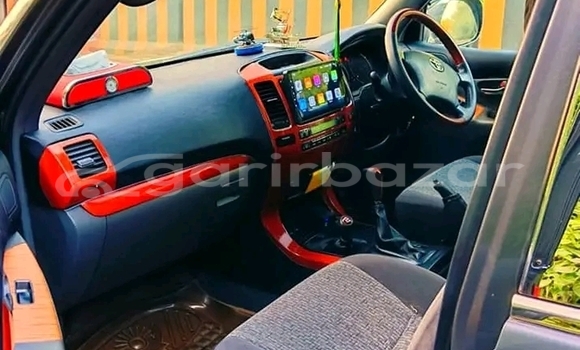 কেনা ব্যবহৃত Toyota Land Cruiser Prado Black গাড়ী মধ্যে বান্দরবান মধ্যে Bandarban