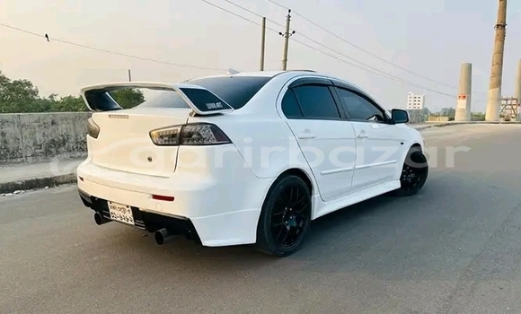 Buy Used Mitsubishi Lancer in Bandarban, Bandarban Buy Used Mitsubishi Lancer in Bandarban, Bandarban