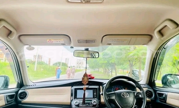 Buy Used Toyota Axio in Bajitpur, Kishorganj Buy Used Toyota Axio in Bajitpur, Kishorganj