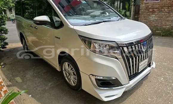 Buy Used Toyota Noah in Bajitpur, Kishorganj Buy Used Toyota Noah in Bajitpur, Kishorganj
