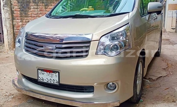 Buy Used 2018 Toyota noah x in Bandarban, Bandarban Buy Used 2018 Toyota noah x in Bandarban, Bandarban
