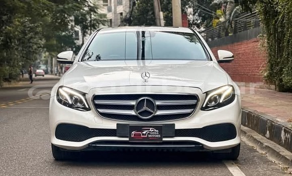 Buy Used 2016 Mercedes-Benz E–Class in Dhaka, Dhaka Buy Used 2016 Mercedes-Benz E–Class in Dhaka, Dhaka
