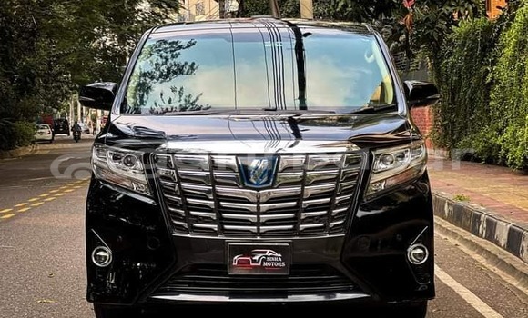 Buy Used 2015 Toyota Alphard in Dhaka, Dhaka Buy Used 2015 Toyota Alphard in Dhaka, Dhaka