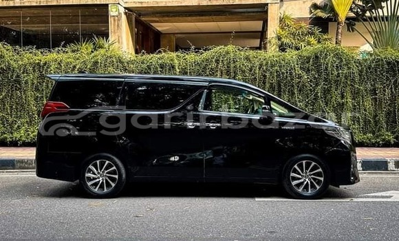 Buy Used 2015 Toyota Alphard in Dhaka, Dhaka Buy Used 2015 Toyota Alphard in Dhaka, Dhaka