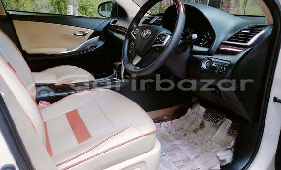 কেনা ব্যবহৃত Toyota F premio White গাড়ী মধ্যে ঢাকা মধ্যে Dhaka কেনা ব্যবহৃত Toyota F premio White গাড়ী মধ্যে ঢাকা মধ্যে Dhaka