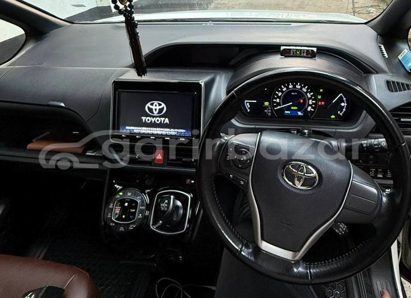 Big with watermark toyota noah dhaka dhaka 25555